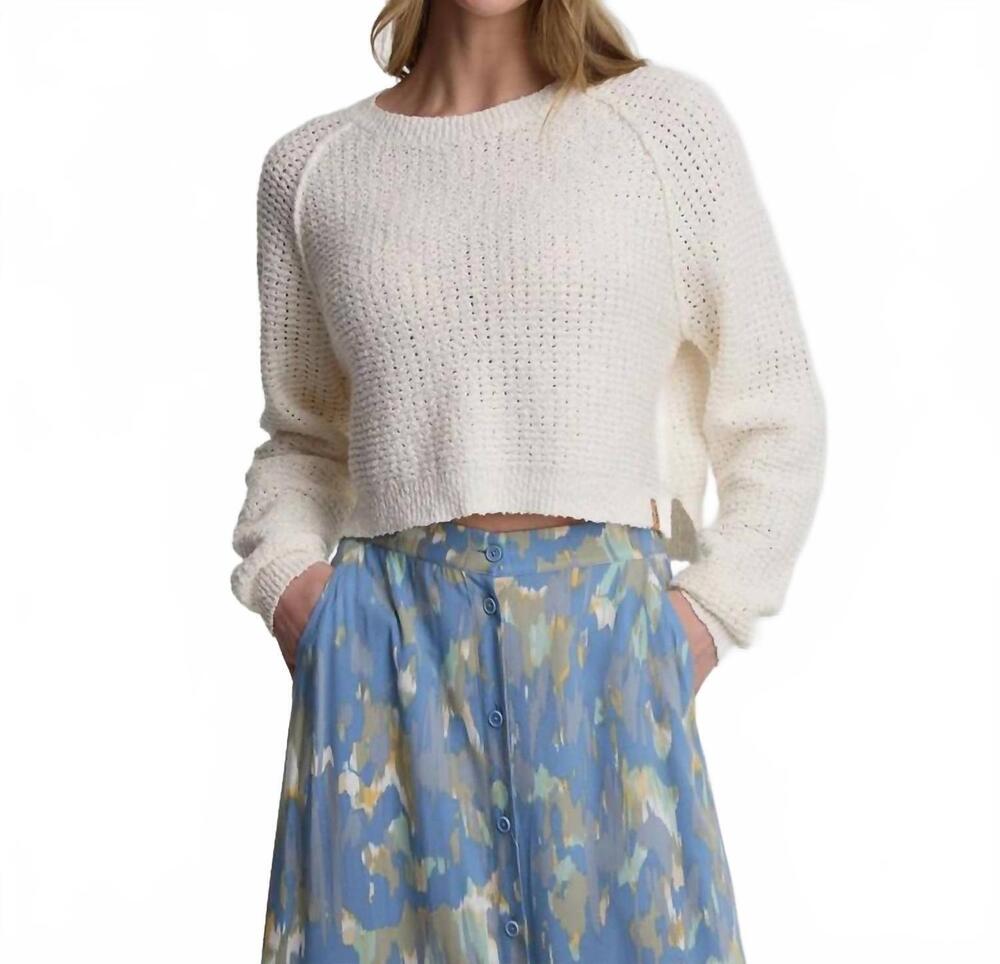 NEW TENTREE knitted hart sweater in off white
